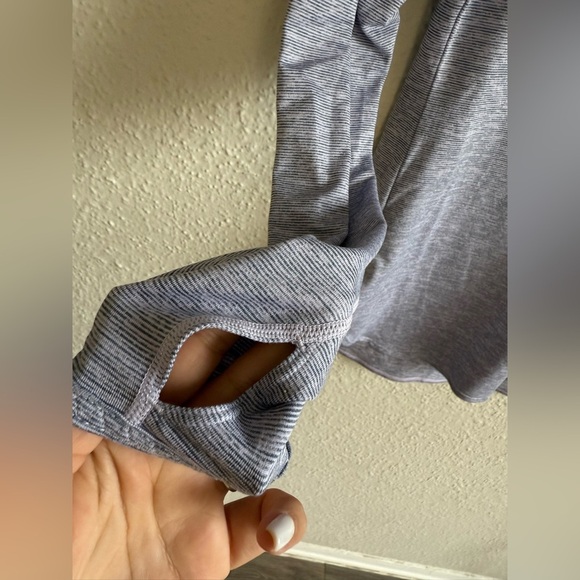 Zella Gray Fitted Long Sleeve Blouse - Picture 3 of 7